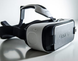 High flight for Virtual Reality: The economy profits